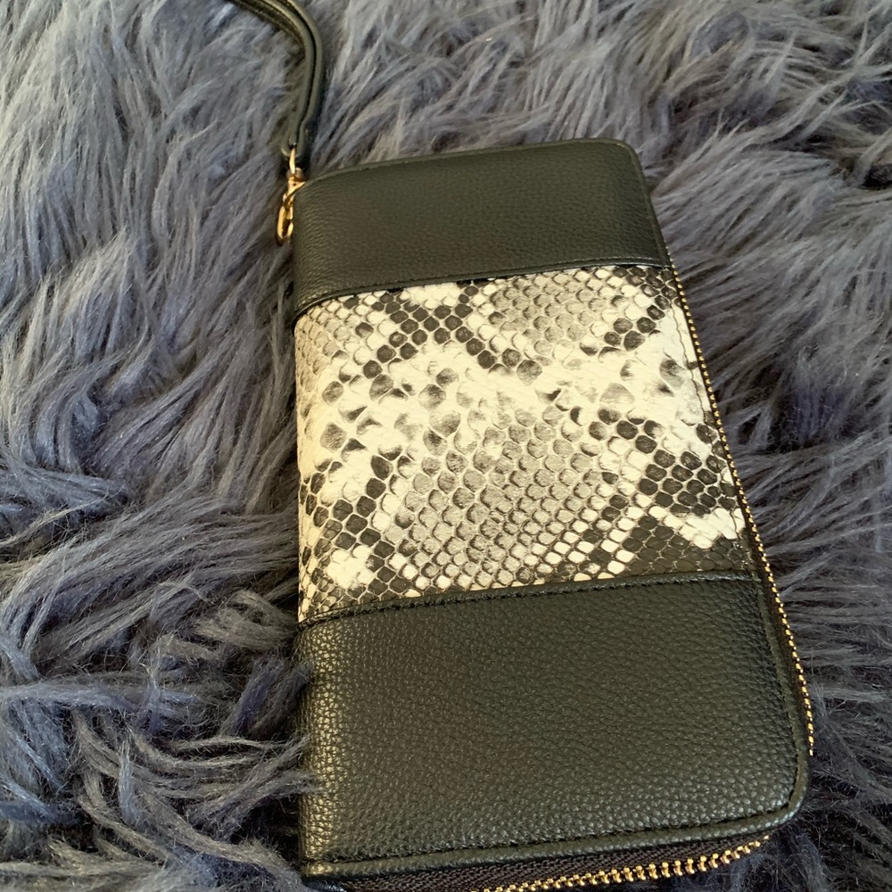 Wallet - Picture 4 of 5